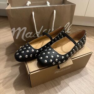 Madewell Studded Greta flats 7.5
